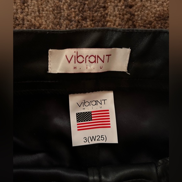 Vibrant 25/34 - Picture 2 of 2